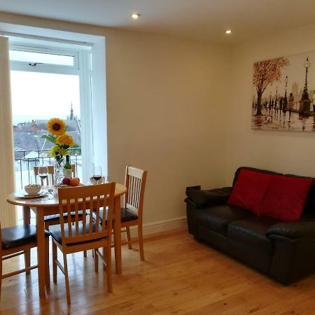 Modern, 1 Bedroom Apartment, Uplands, Суонзи Екстериор снимка