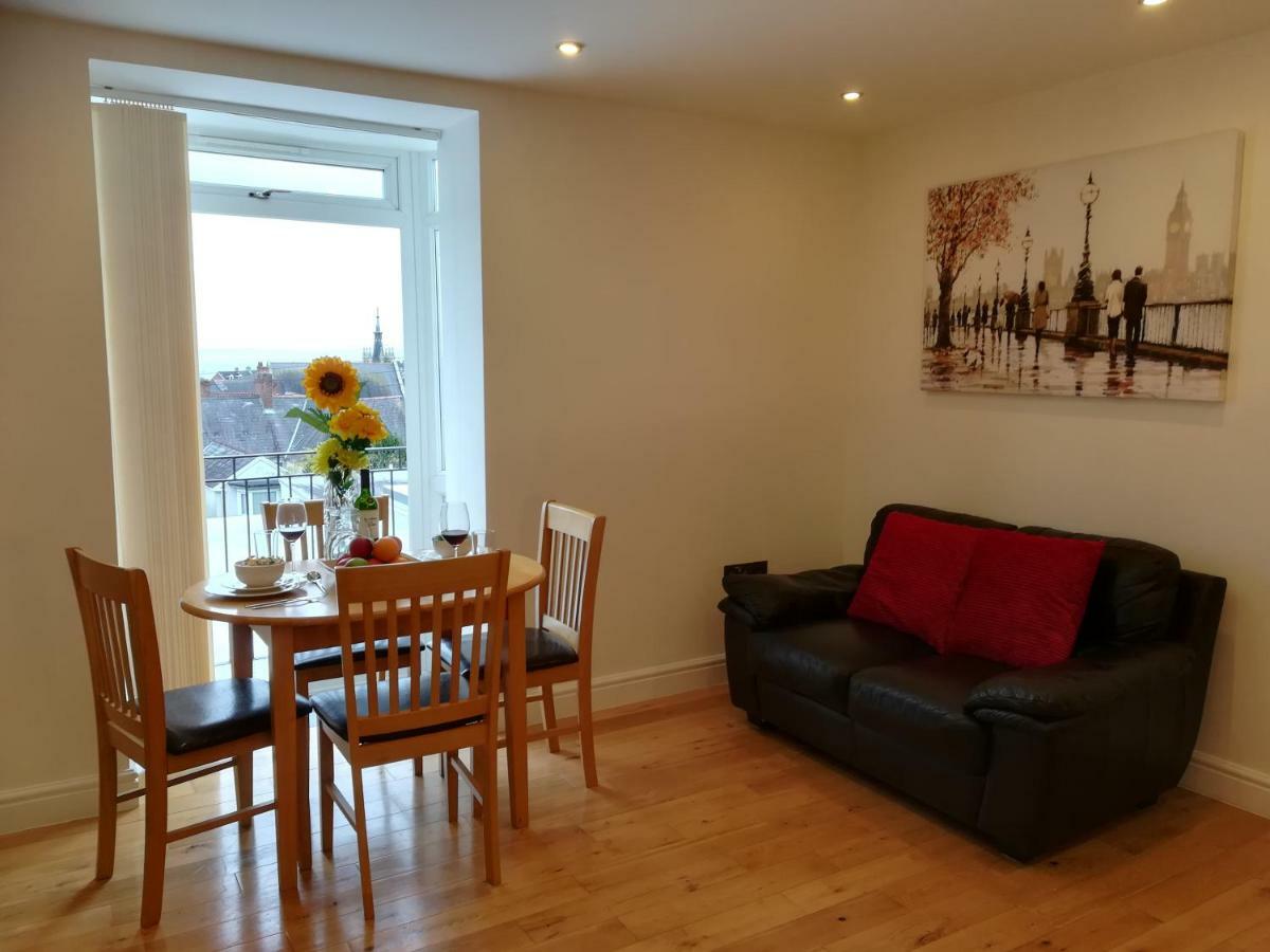 Modern, 1 Bedroom Apartment, Uplands, Суонзи Екстериор снимка